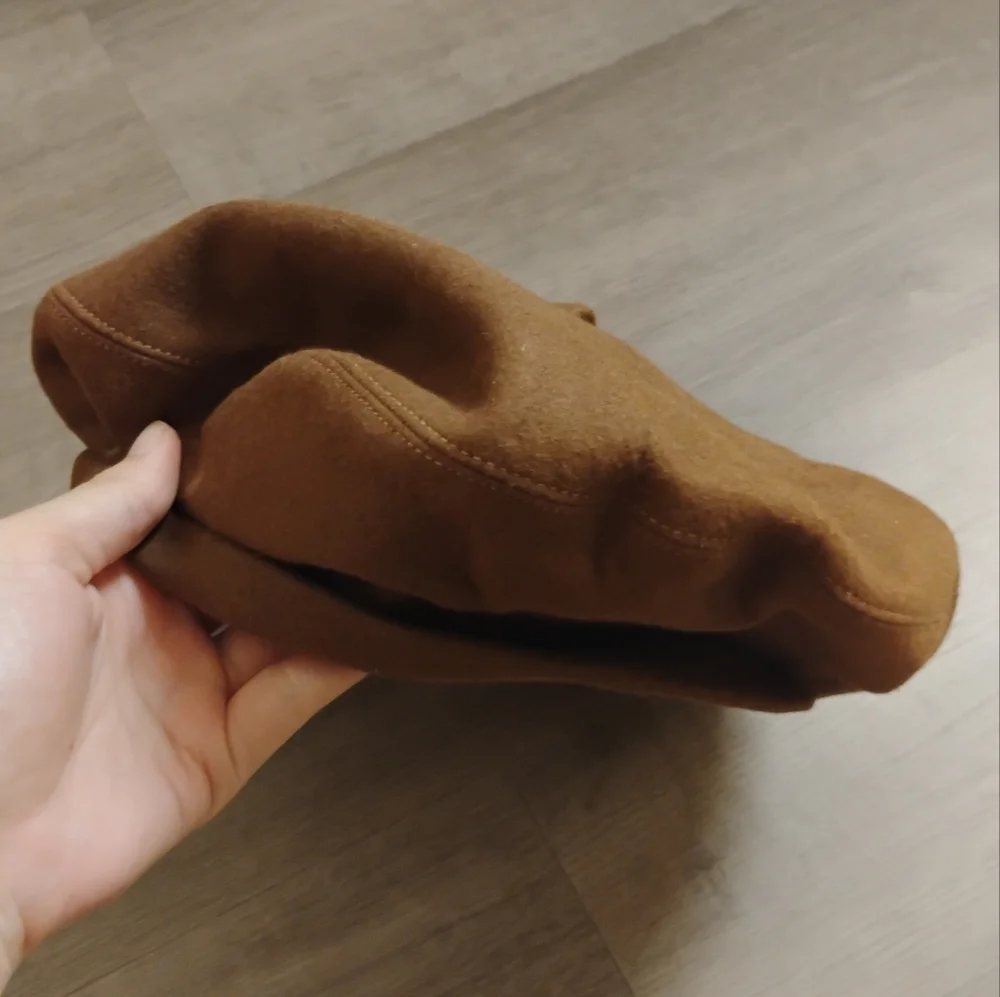 Vintage 1960s Cecile Lorraine Women's Felt Beret - Picture 2 of 6